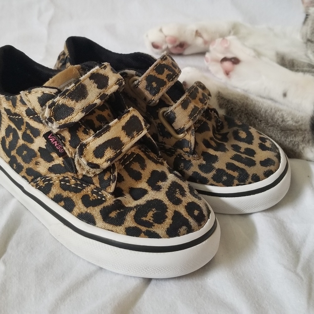 Leopard print kids Vans